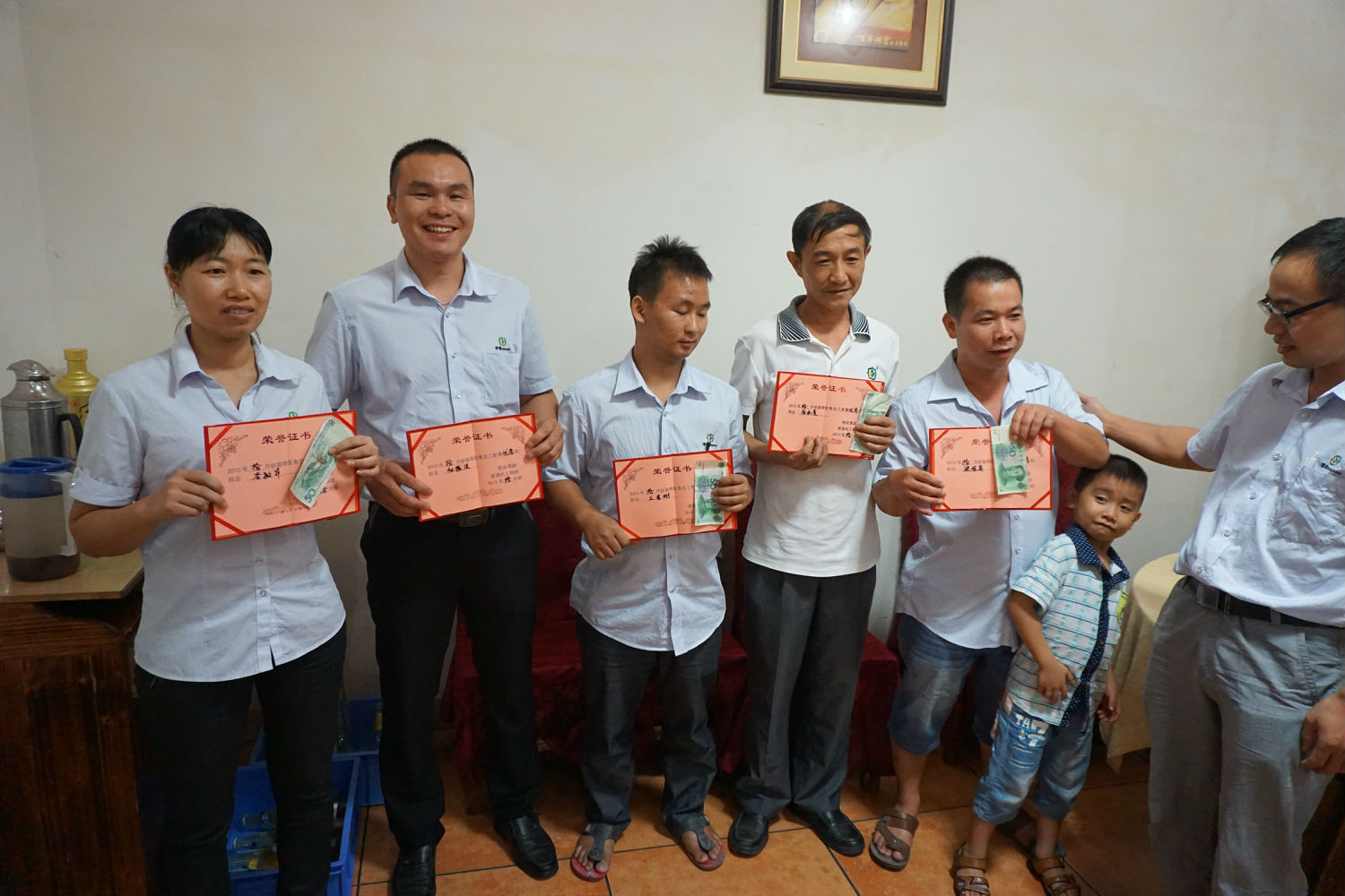 漆強化工十月優(yōu)秀員工.jpg 漆強化工十月優(yōu)秀員工.jpg