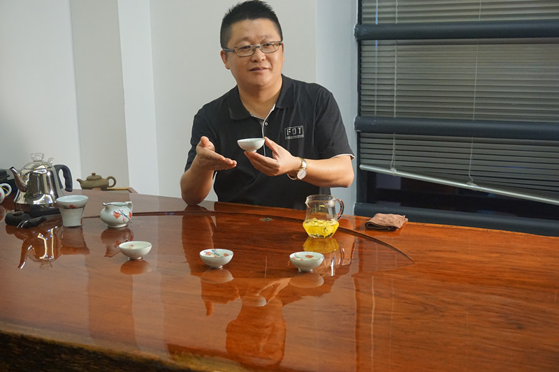 漆強亮光漆產(chǎn)品展示_“用戶體驗”.jpg 漆強亮光漆產(chǎn)品展示_“用戶體驗”.jpg