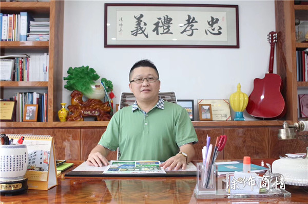 漆強(qiáng)家具漆光彩照人,記者看了都說(shuō)好 (9).jpg 漆強(qiáng)家具漆光彩照人,記者看了都說(shuō)好 (9).jpg